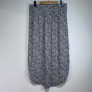 Jackson Rowe | Abstract Dot Print Pull-On Midi Skirt – Gray/Black | Size L